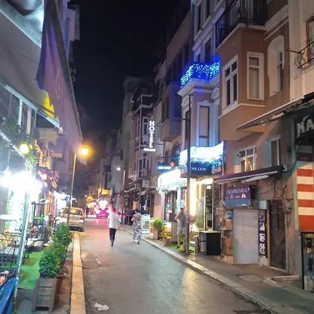 Yellow Bull Istanbul Hotel Exterior photo