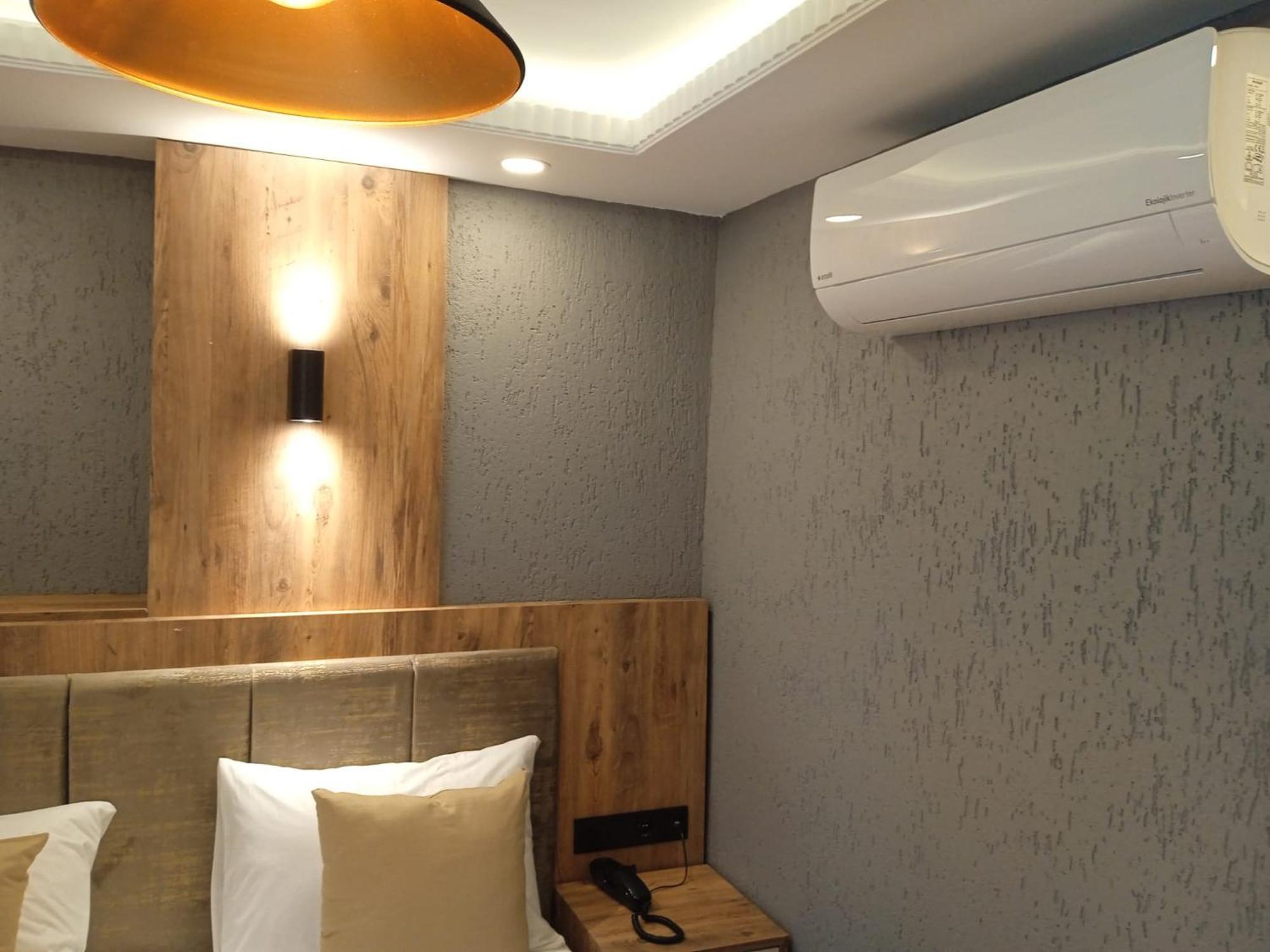 Yellow Bull Homestay *